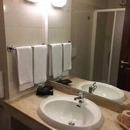 Comtes De Challant 酒店 3*