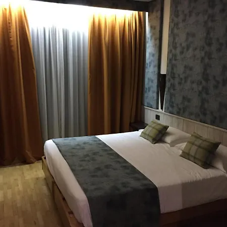 Comtes De Challant 酒店 菲尼斯